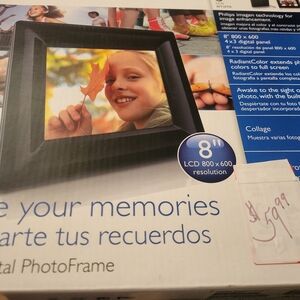 Phillip's Digital Photo Frame